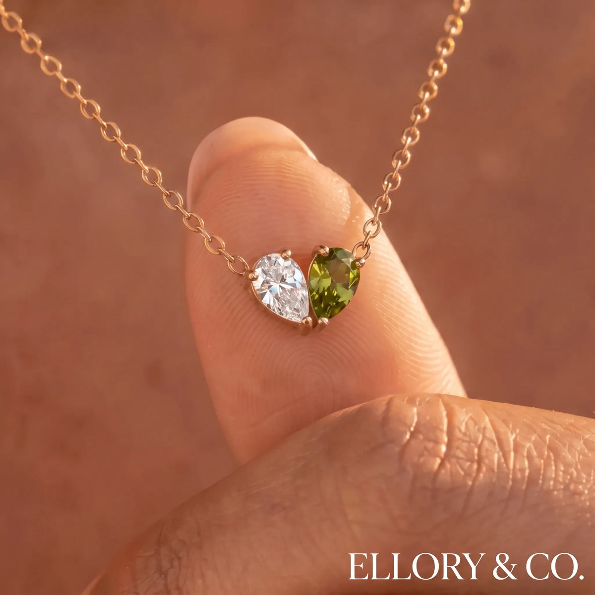 Elara necklace – personalised birthstone necklace detail